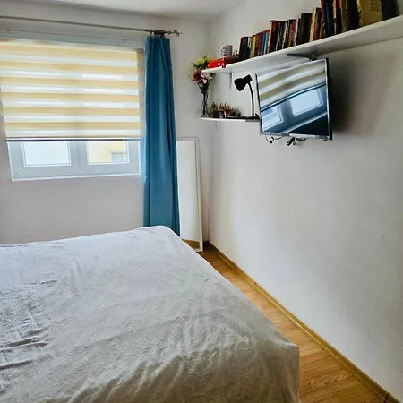 Stan U Centru Lägenhet